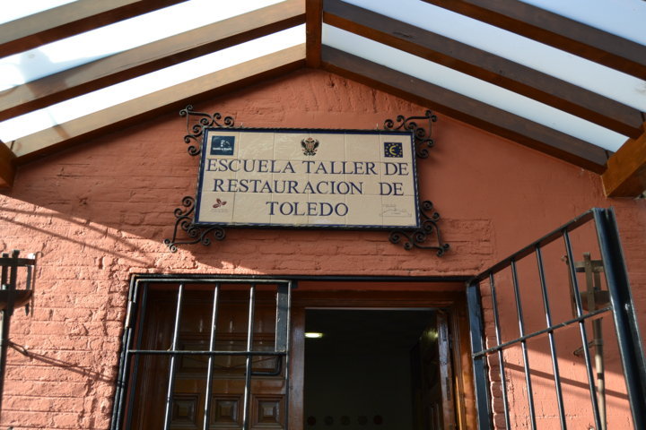 Taller de damasquinado en la Fabrica de Armas de Toledo